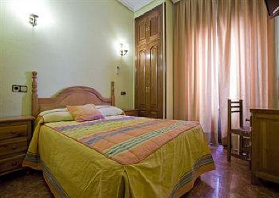 фото отеля Hostal Castilla I