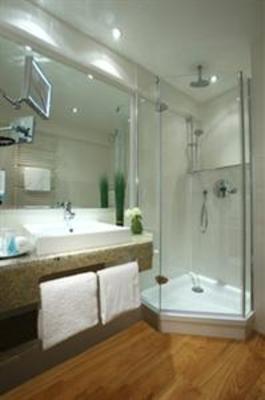 фото отеля BEST WESTERN Premier Alsterkrug Hotel