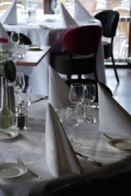 фото отеля Hampshire Hotel Wesseling