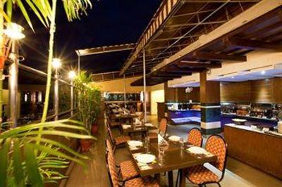 фото отеля Coraltree Hotel Bangalore