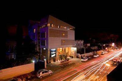 фото отеля Coraltree Hotel Bangalore