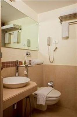 фото отеля Coraltree Hotel Bangalore