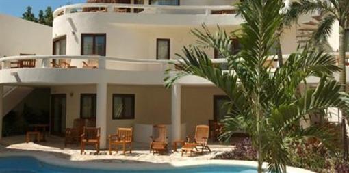 фото отеля Blue Parrot Fifth Avenue Hotel Playa del Carmen