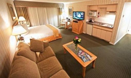 фото отеля Quality Inn Downtown Victoria