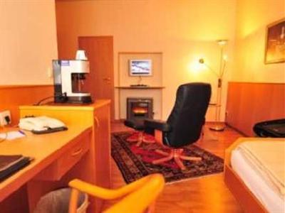 фото отеля Comfort Hotel Am Kurpark