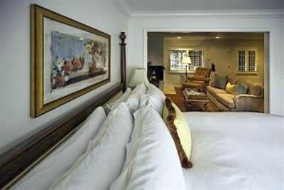 фото отеля Wayside Inn