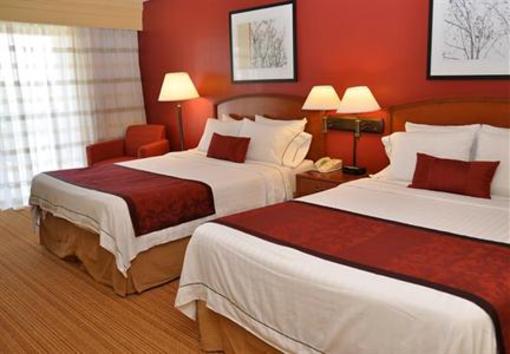 фото отеля Courtyard Hotel Bryan College Station
