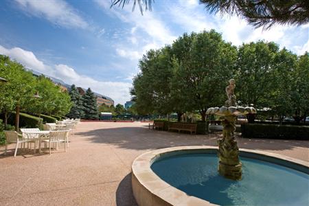 фото отеля The Inverness Hotel Englewood