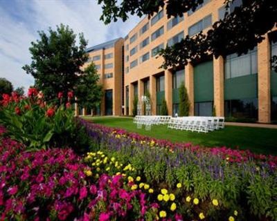 фото отеля The Inverness Hotel Englewood