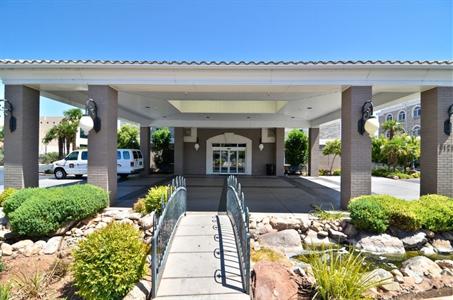 фото отеля BEST WESTERN Abbey Inn