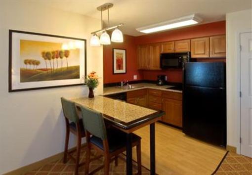 фото отеля Residence Inn Madison West/Middleton