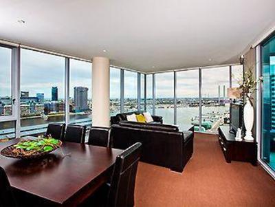 фото отеля Grand Mercure Docklands