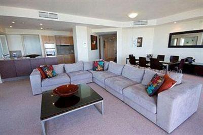 фото отеля Oceana on Broadbeach