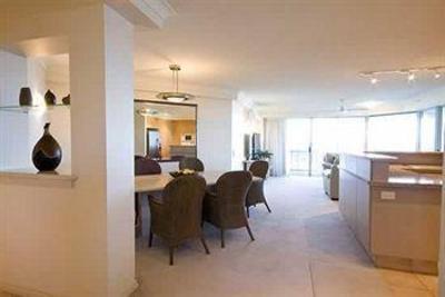 фото отеля Oceana on Broadbeach