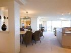 фото отеля Oceana on Broadbeach
