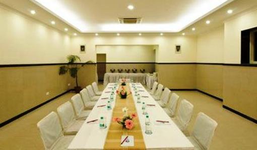 фото отеля Grand Hotel Agra