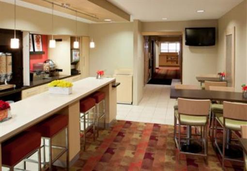 фото отеля TownePlace Suites Bryan College Station