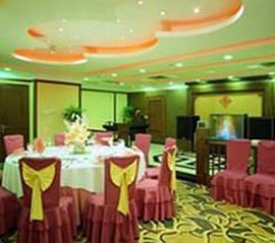 фото отеля Gold Hotel Shenzhen