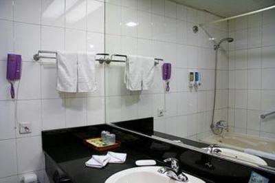фото отеля Bifeng Hotel Chengde