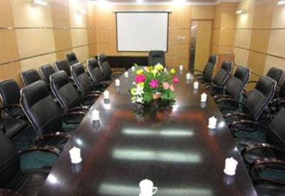 фото отеля Bifeng Hotel Chengde