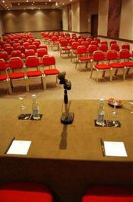 фото отеля Hotel Cidnay Santo Tirso