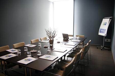 фото отеля Holiday Inn Express Algeciras