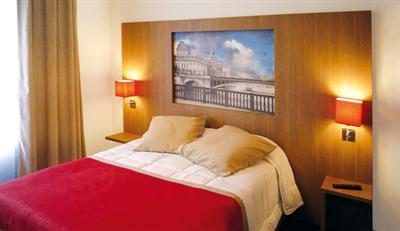 фото отеля Residhome Appart Hotel Paris Guyancourt
