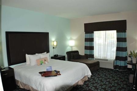 фото отеля Hampton Inn & Suites Nashville @ Opryland