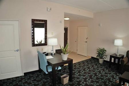 фото отеля Hampton Inn & Suites Nashville @ Opryland