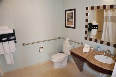 фото отеля Hampton Inn & Suites Nashville @ Opryland