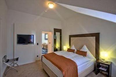 фото отеля Insel Hotel Bonn