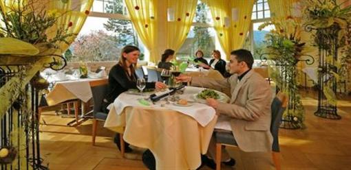 фото отеля Park Hotel Oberhofen am Thunersee