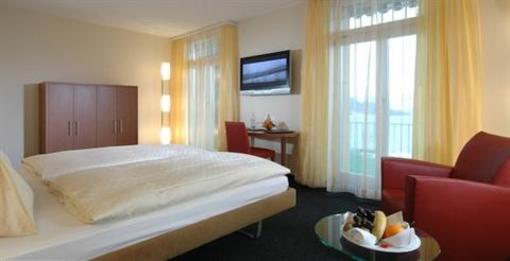 фото отеля Park Hotel Oberhofen am Thunersee