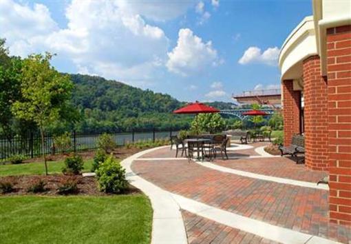 фото отеля Courtyard by Marriott Pittsburgh West Homestead/Waterfront