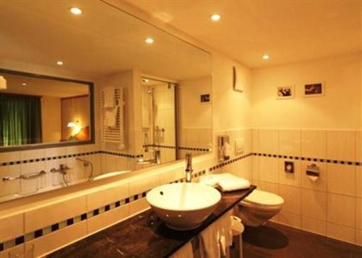 фото отеля Walliserhof Swiss Q Hotel