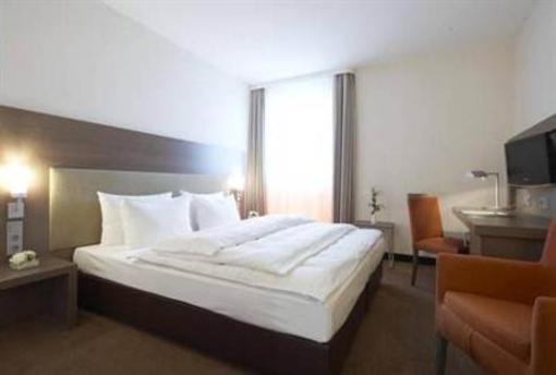 фото отеля Intercityhotel Berlin Brandenburg Airport Schonefeld