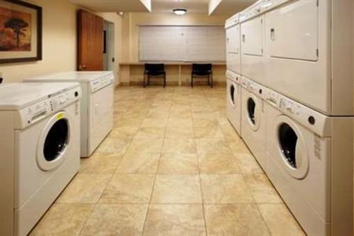 фото отеля Staybridge Suites Austin Airport
