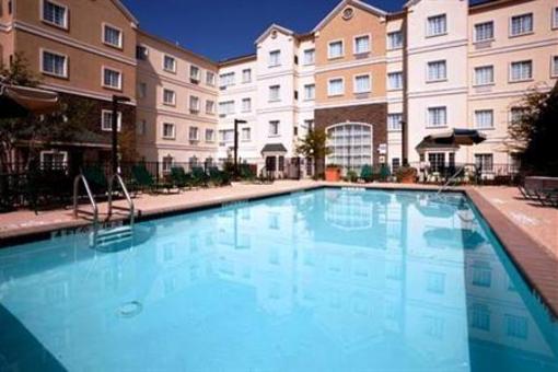 фото отеля Staybridge Suites Austin Airport
