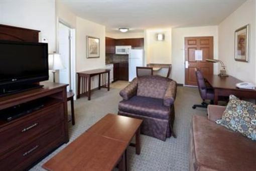 фото отеля Staybridge Suites Austin Airport