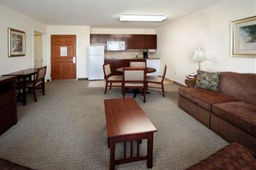 фото отеля Staybridge Suites Austin Airport