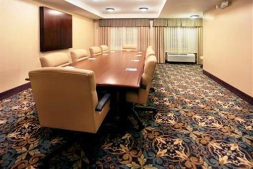 фото отеля Staybridge Suites Austin Airport