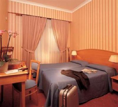 фото отеля Hotel Mach 2 Rome - Airport