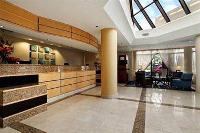 фото отеля Embassy Suites Hotel Tysons Corner