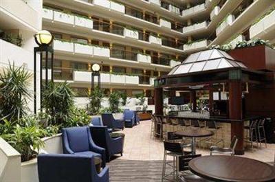 фото отеля Embassy Suites Hotel Tysons Corner