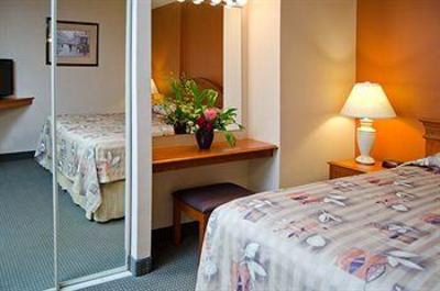 фото отеля Stage West All Suite Hotel