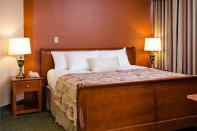 фото отеля Stage West All Suite Hotel