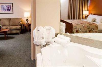 фото отеля Stage West All Suite Hotel