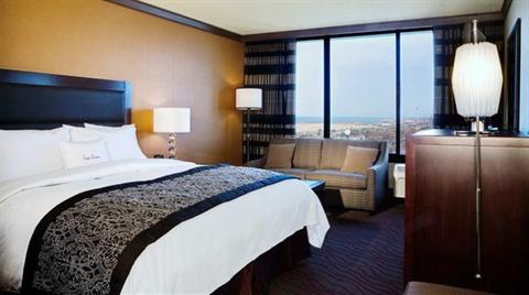 фото отеля Doubletree Cleveland Downtown / Lakeside