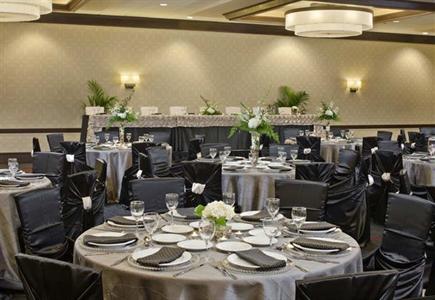 фото отеля Doubletree Cleveland Downtown / Lakeside