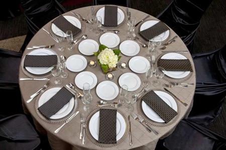 фото отеля Doubletree Cleveland Downtown / Lakeside